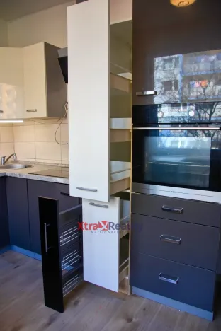 Prodej bytu 3+1, Krupka - Maršov, Karla Čapka, 79 m2