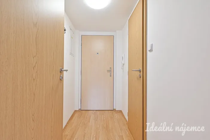 Pronájem bytu 1+kk, Adamov, Osvobození, 30 m2