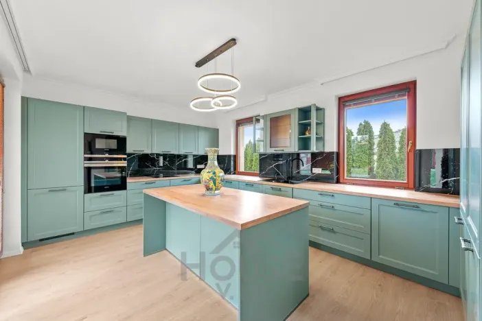 Prodej vily, Babice, Okružní, 200 m2