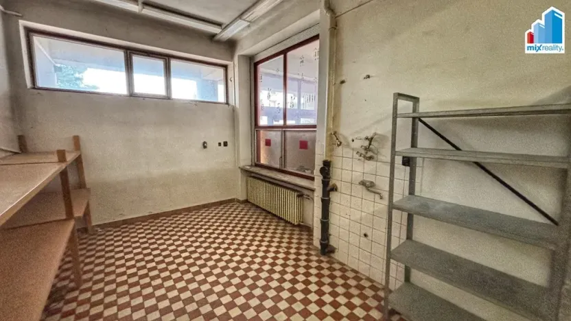 Pronájem obchodního prostoru, Klatovy, Zahradní, 430 m2