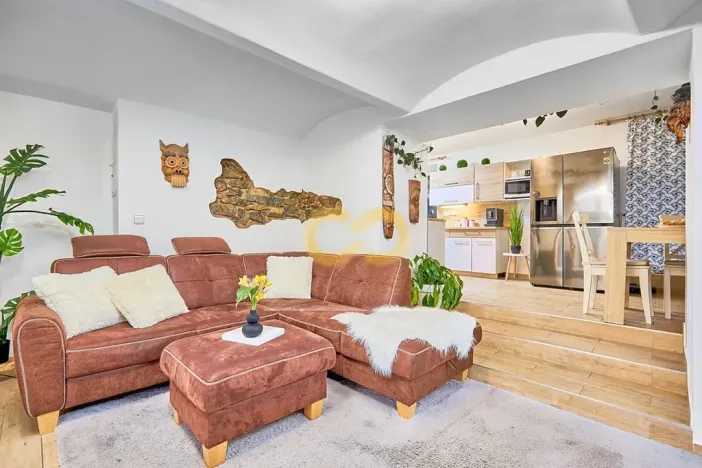 Prodej rodinného domu, Černá v Pošumaví, 330 m2