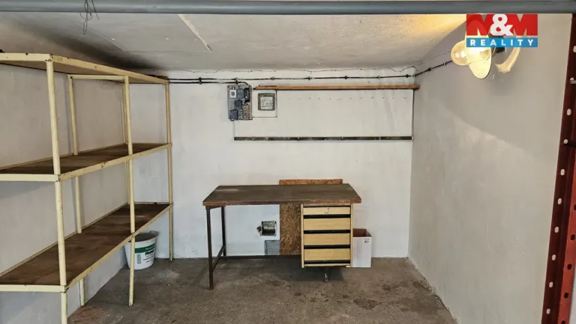 Pronájem garáže, Plzeň, Těšínská, 19 m2
