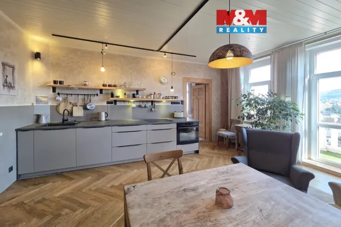 Pronájem bytu 2+kk, Karlovy Vary - Bohatice, U Trati, 69 m2