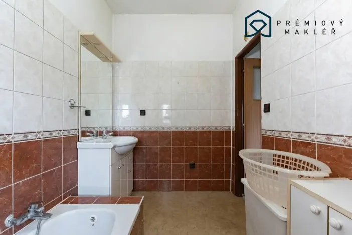 Prodej rodinného domu, Liběšice - Dobříčany, 200 m2