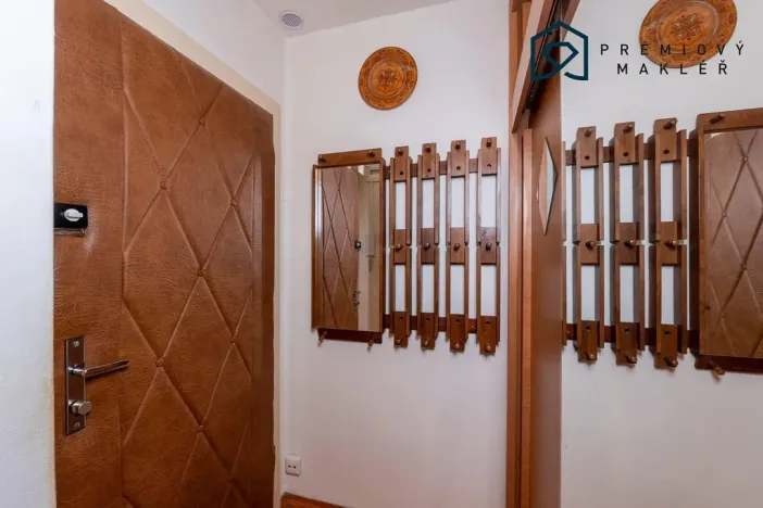 Prodej bytu 1+1, Teplice - Trnovany, U Vlastního krbu, 43 m2