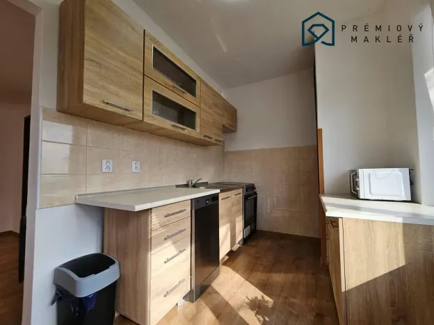 Pronájem bytu 1+1, Litvínov - Horní Litvínov, Podkrušnohorská, 40 m2