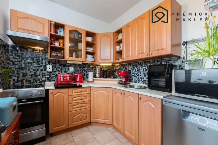 Prodej bytu 3+1, Bystřany, Pražská, 79 m2