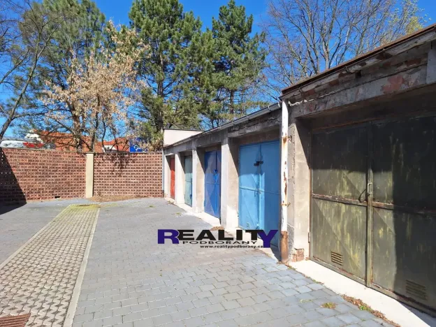 Pronájem garáže, Žatec, Plzeňská, 18 m2