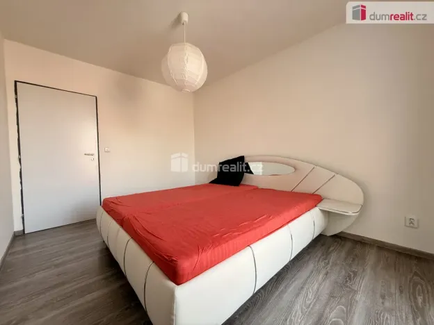 Pronájem bytu 3+1, Vracov, náměstí Míru, 107 m2