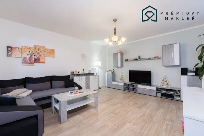 Prodej rodinného domu, Chorušice - Velký Újezd, 200 m2