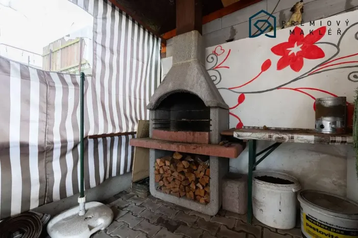 Prodej rodinného domu, Chorušice - Velký Újezd, 200 m2