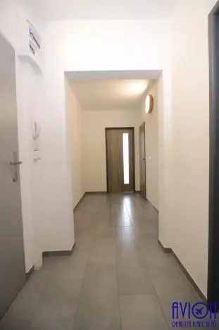 Pronájem bytu 2+kk, Praha - Kobylisy, Jelínkova, 47 m2