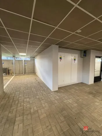 Prodej garážového stání, Hradec Králové - Třebeš, Pod Svahem, 15 m2