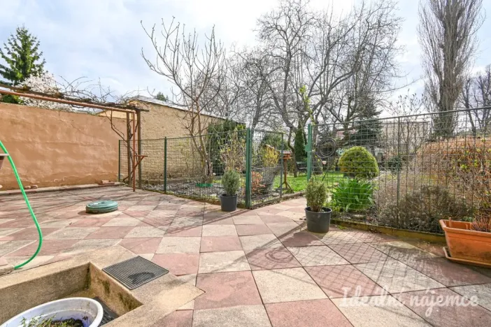 Pronájem bytu 2+kk, Brno, Berkova, 41 m2