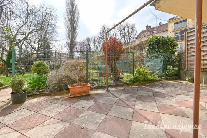 Pronájem bytu 2+kk, Brno, Berkova, 41 m2