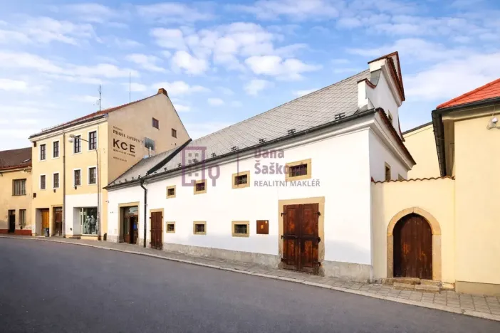 Prodej obchodního prostoru, Jindřichův Hradec - Jindřichův Hradec II, Jarošovská, 320 m2