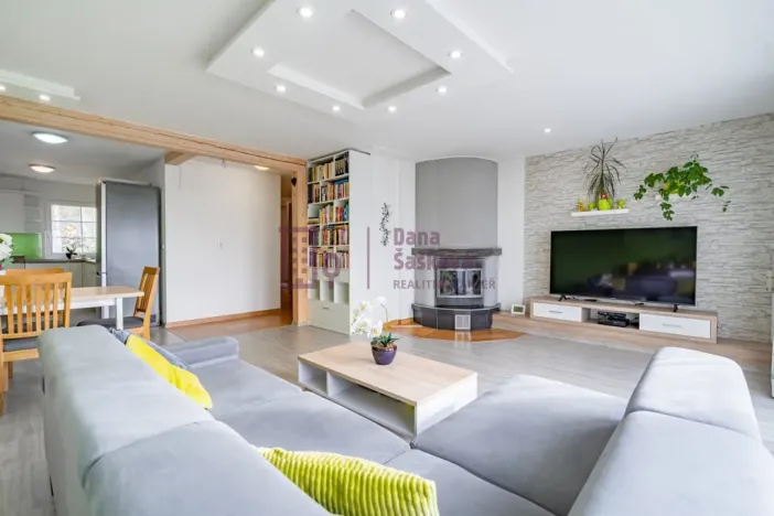 Prodej rodinného domu, Dačice - Bílkov, 313 m2