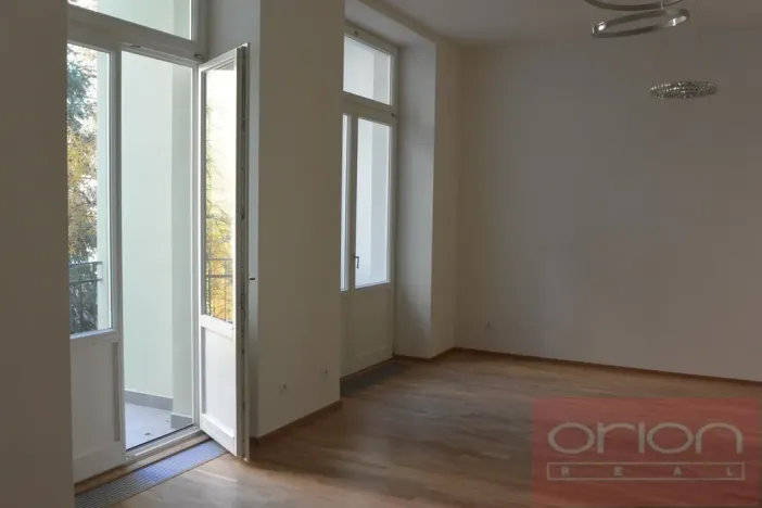 Pronájem bytu 2+kk, Praha - Karlín, Křižíkova, 63 m2