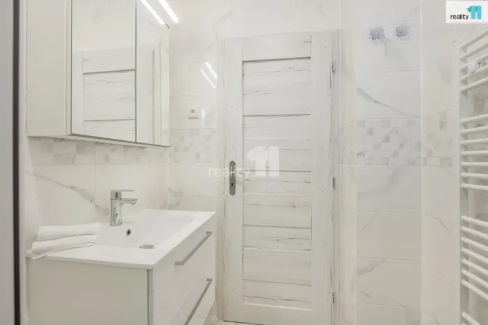 Prodej bytu 2+kk, Praha - Michle, Sedlčanská, 51 m2