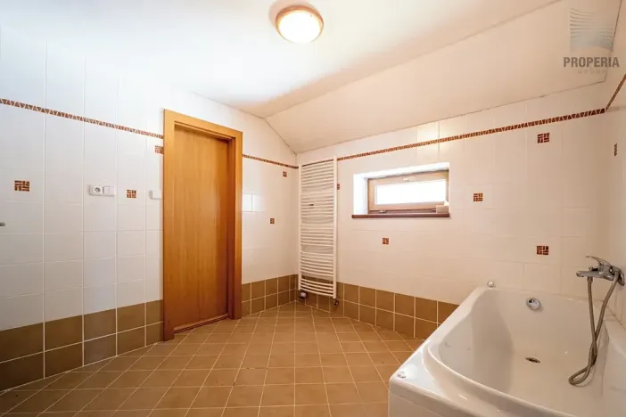 Prodej rodinného domu, Šebrov-Kateřina, 285 m2