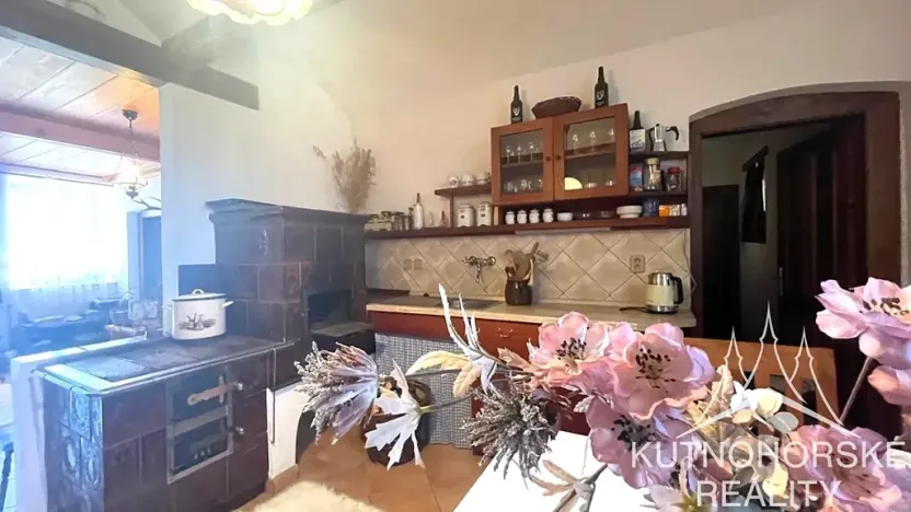 Pronájem chalupy, Čestín, 350 m2