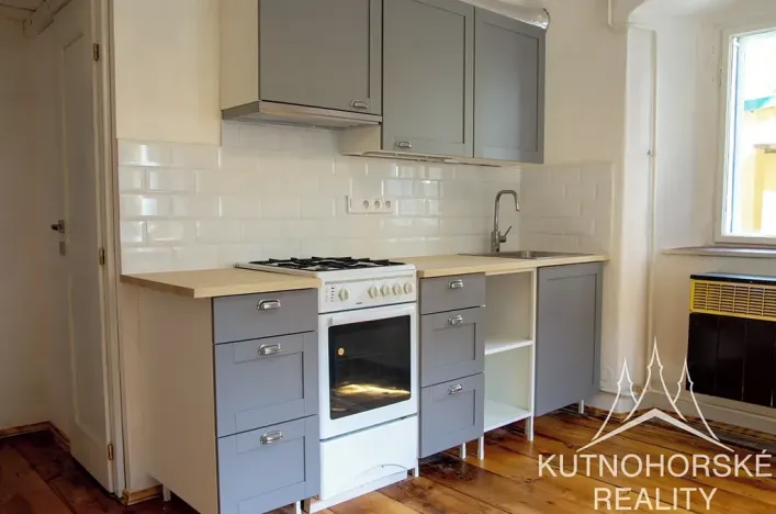 Pronájem bytu 1+1, Kutná Hora, Česká, 35 m2