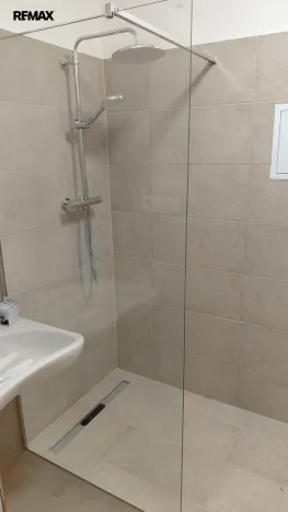 Pronájem bytu 2+kk, Karlovy Vary, Moskevská, 70 m2