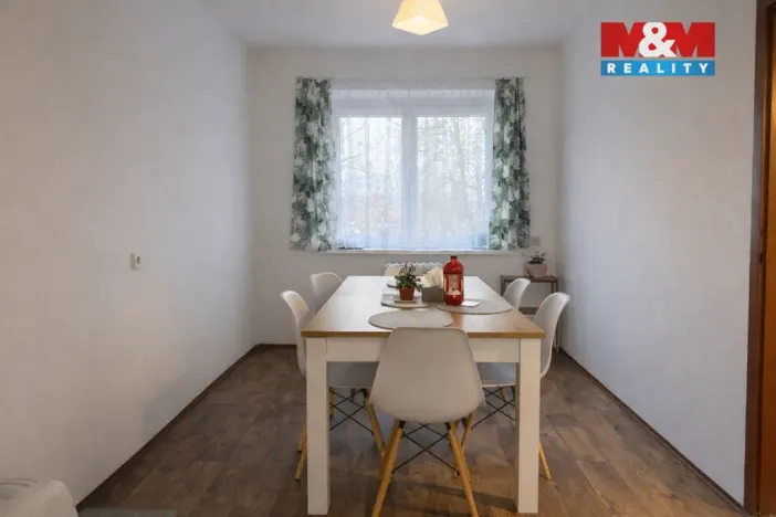 Prodej bytu 4+1, Vlašim, Obora, 77 m2