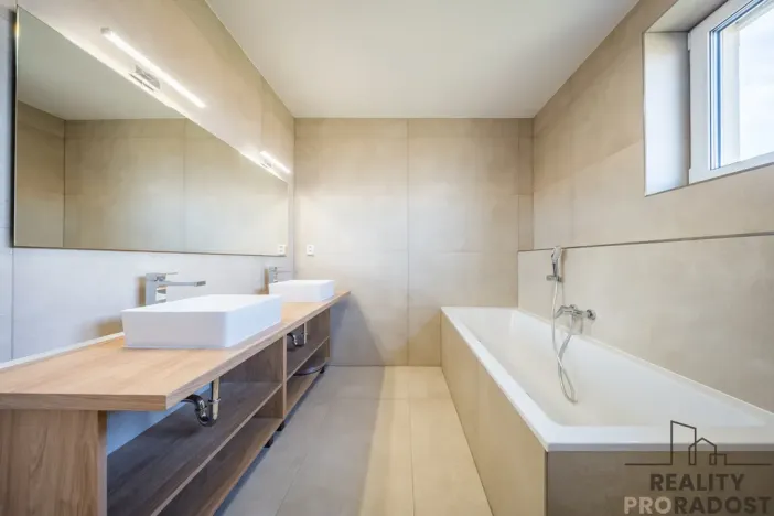 Prodej rodinného domu, Vracov, Lesní, 225 m2