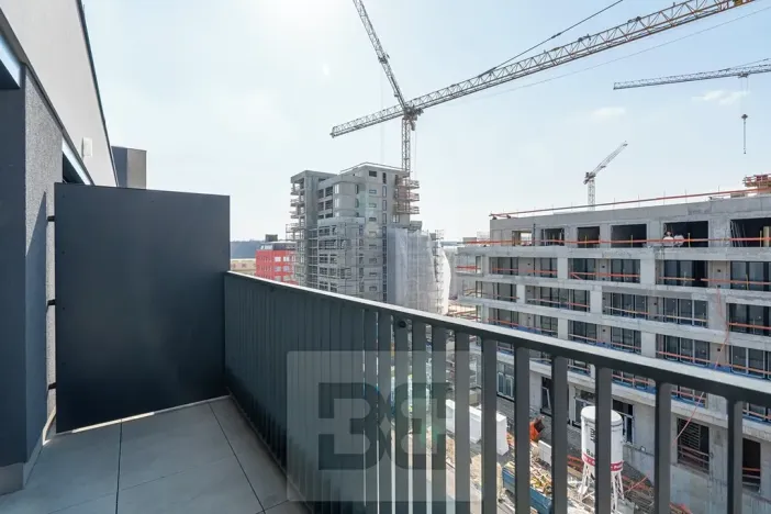 Pronájem bytu 1+kk, Praha - Hloubětín, Poděbradská, 32 m2