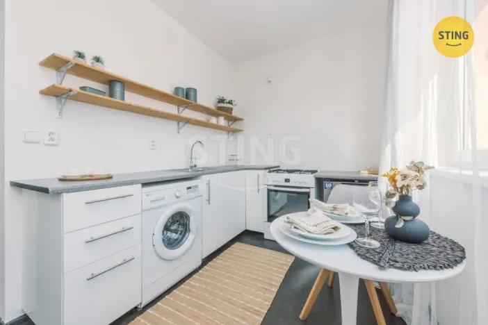 Prodej bytu 2+1, Pardubice, Na Hrádku, 57 m2