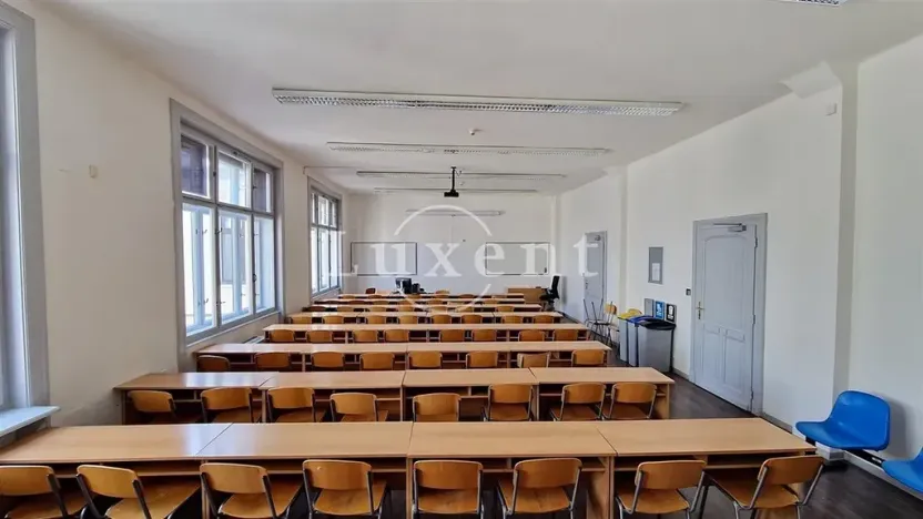 Pronájem kanceláře, Praha - Nové Město, Spálená, 406 m2