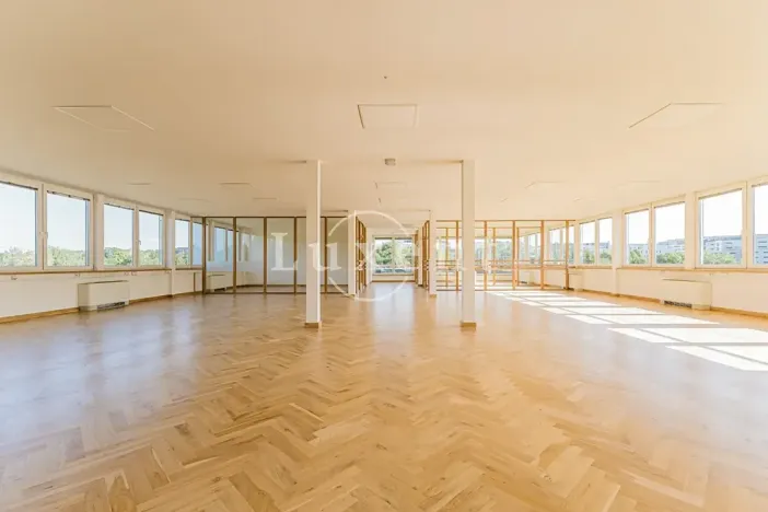Pronájem kanceláře, Praha - Košíře, Jinonická, 257 m2