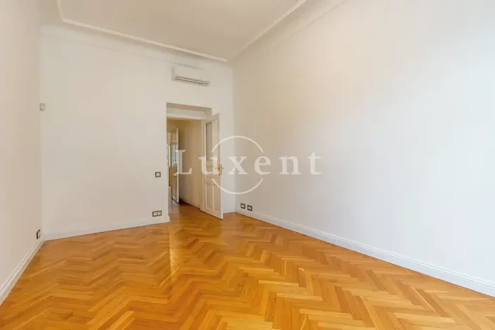 Pronájem kanceláře, Praha - Josefov, Pařížská, 138 m2