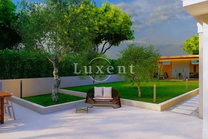 Prodej vily, Zadar, Chorvatsko, Krešimirova obala, 246 m2