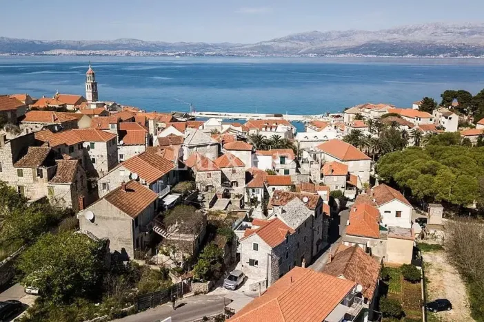 Prodej vily, Sutivan, Chorvatsko, 90 m2