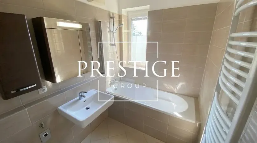 Pronájem bytu 2+kk, Praha - Libeň, U Slovanky, 56 m2