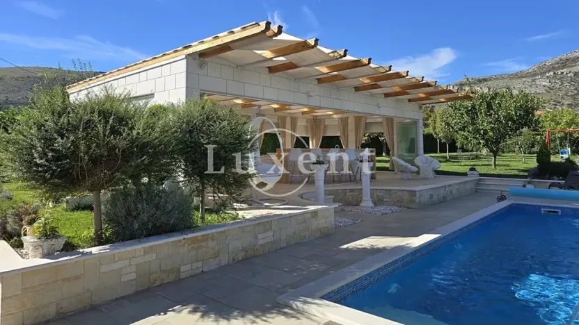 Prodej vily, Trogir, Chorvatsko, 135 m2