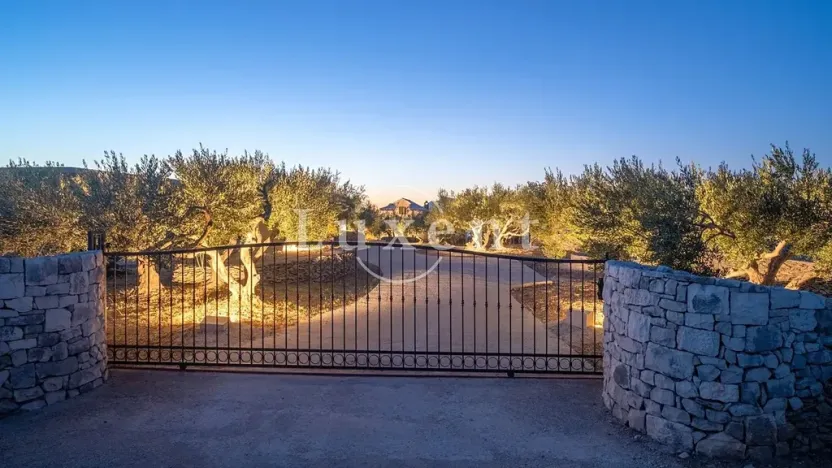 Prodej vily, Bol, Chorvatsko, 83 m2