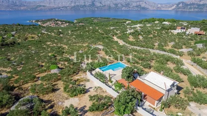 Prodej vily, Bol, Chorvatsko, 83 m2