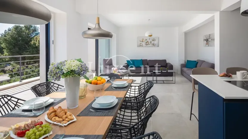 Prodej vily, Bol, Chorvatsko, 165 m2