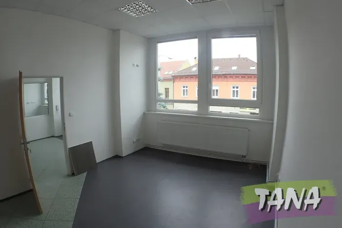 Pronájem kanceláře, Mnichovo Hradiště, Turnovská, 81 m2