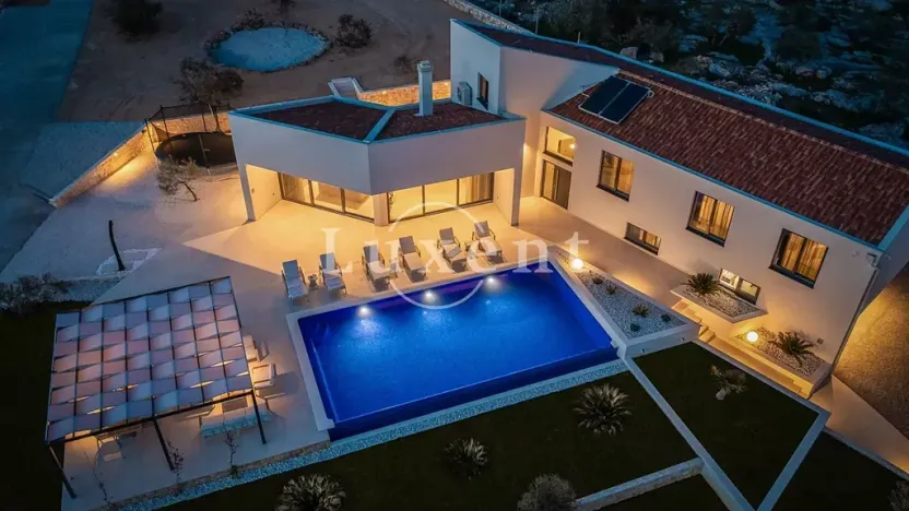 Prodej vily, Rogoznica, Chorvatsko, 310 m2