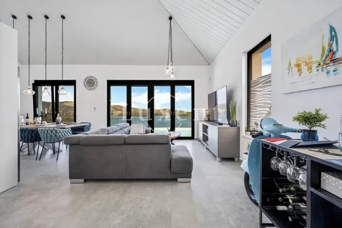 Prodej vily, Primošten, Chorvatsko, 316 m2