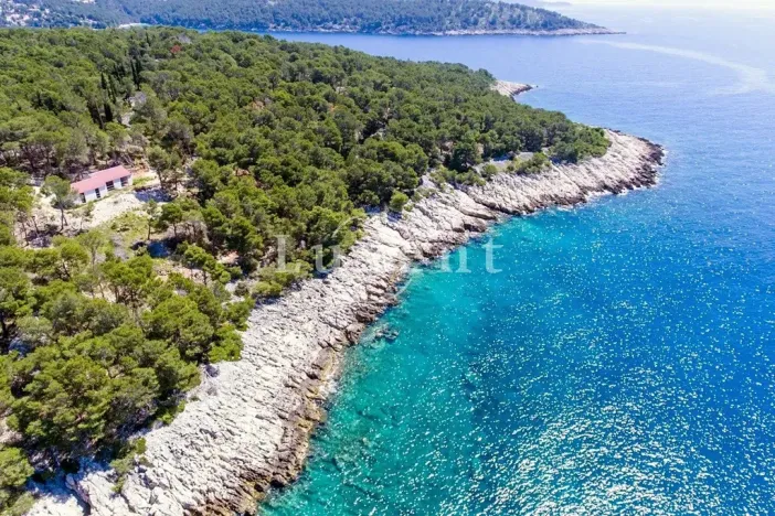 Prodej pozemku pro bydlení, Milna, Chorvatsko, 8880 m2