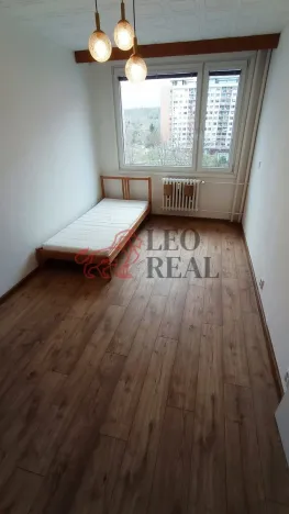 Pronájem bytu 3+kk, Praha - Kobylisy, Kyselova, 67 m2