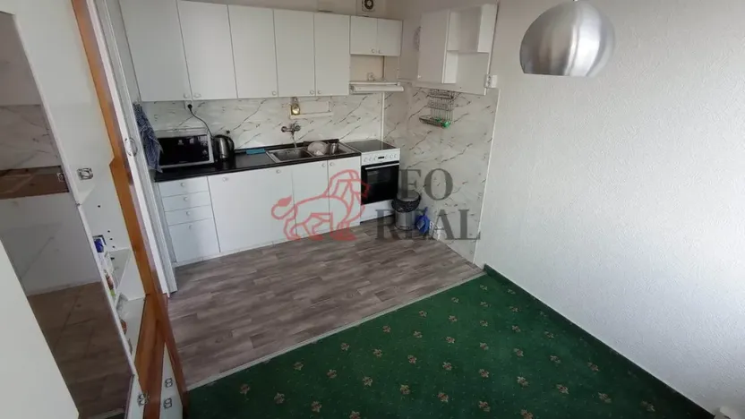 Pronájem bytu 3+kk, Praha - Kobylisy, Kyselova, 67 m2