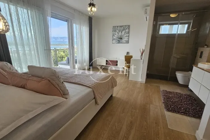 Prodej rodinného domu, Krk, Chorvatsko, 220 m2