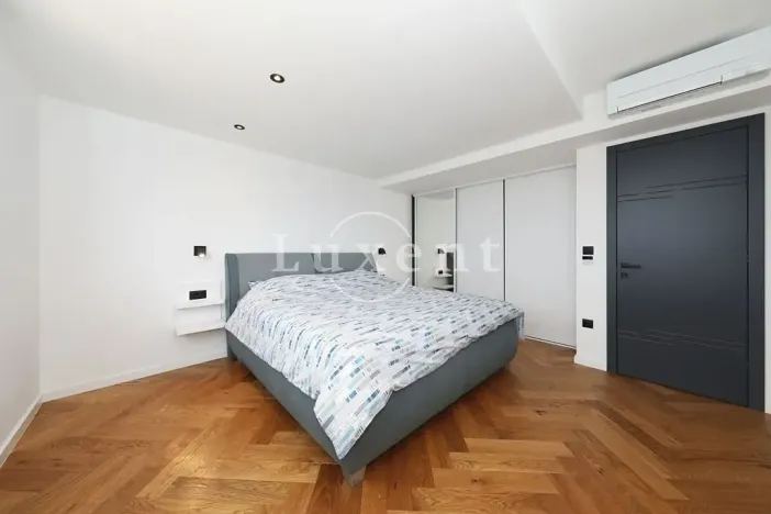 Prodej vily, Zadar, Chorvatsko, 380 m2