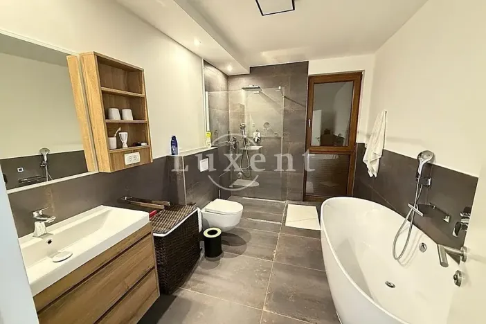 Prodej rodinného domu, Zadar, Chorvatsko, 446 m2